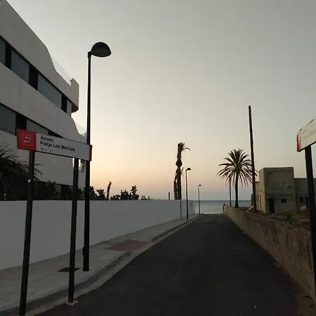 Estudio Caballo-piscina דירה דניה
